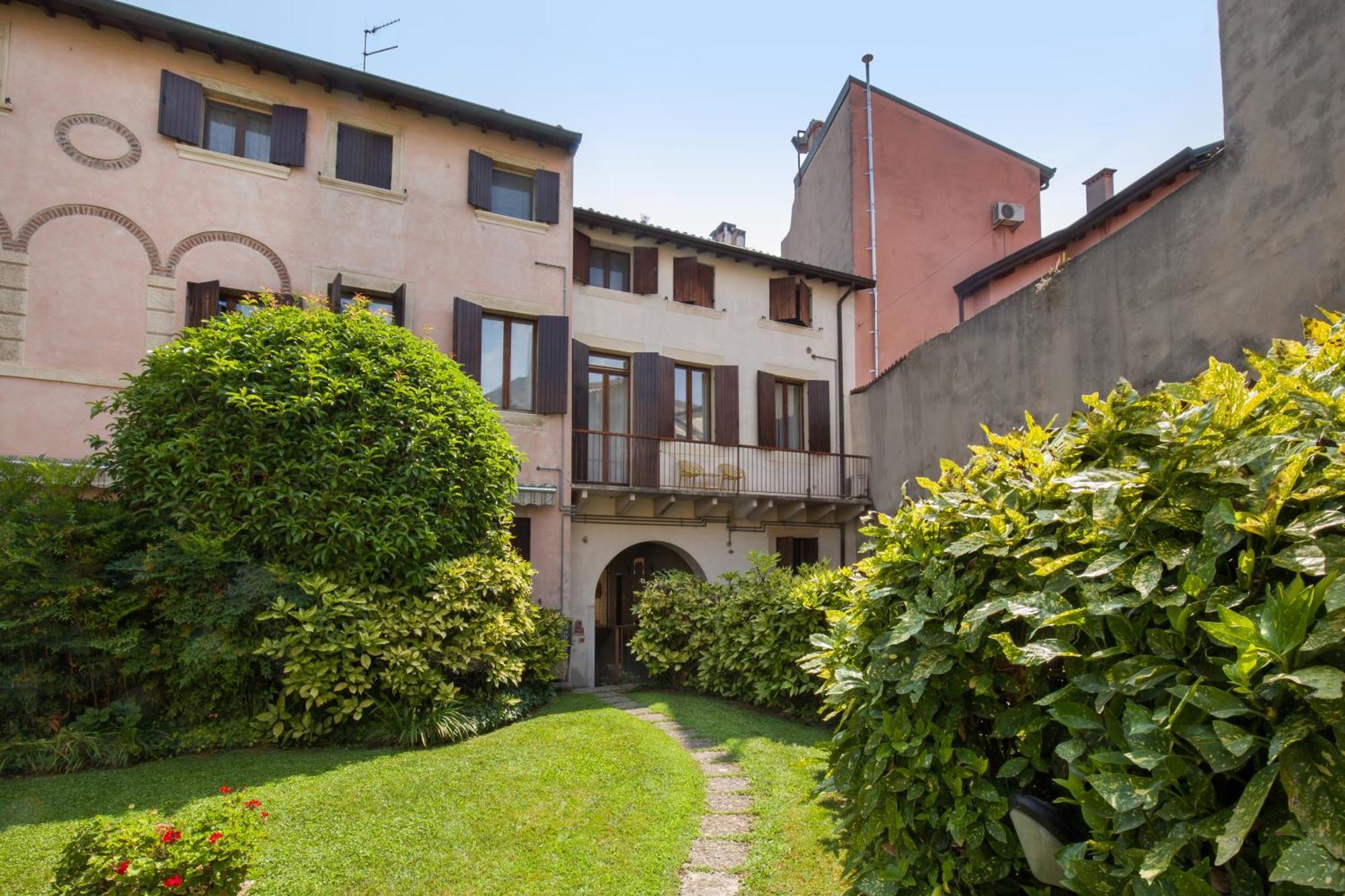 Ferienwohnung Il Gladio Verona Exterior foto